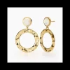 2Jewels - Orecchini in acciaio 316L PVD giallo perle conchiglie