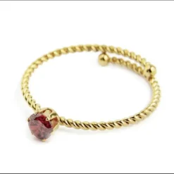 MARLÙ-ANELLO CON CRISTALLO ROSSO 4 MM PVD ORO