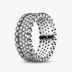 Pandora anello a fascia con pavé scintillante
