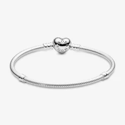 Pandora Bracciale con maglia snake e chiusura a cuore scintillante